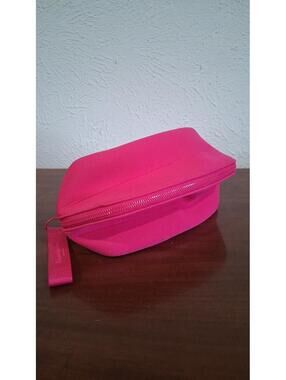 Elizabeth Arden Pink Travel / Cosmetic Pouch